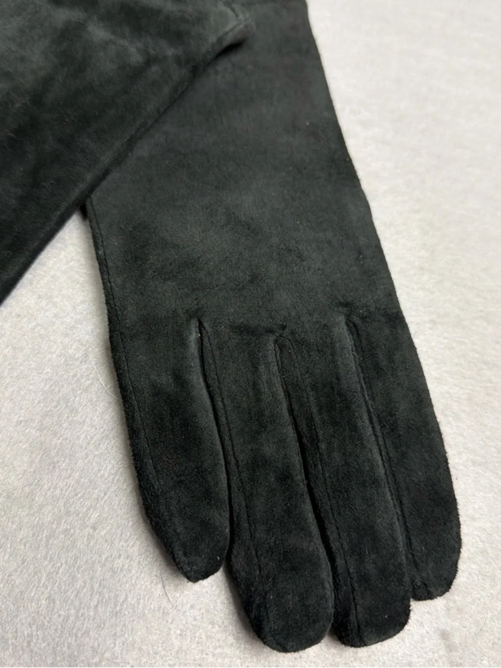 New VTG Isotoner Black Suede Leather Driving Gloves M